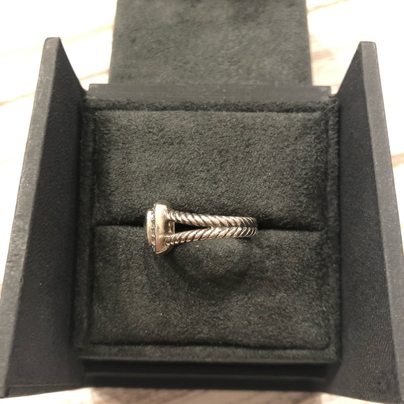 Authentic David Yurman Petite Split Shank Ring - Picture 3 of 4